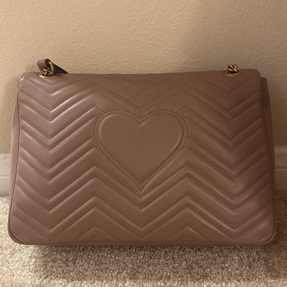100% Authentic Gucci Marmont bag size Large in Antique Rose - just like new - Picture 2 of 10